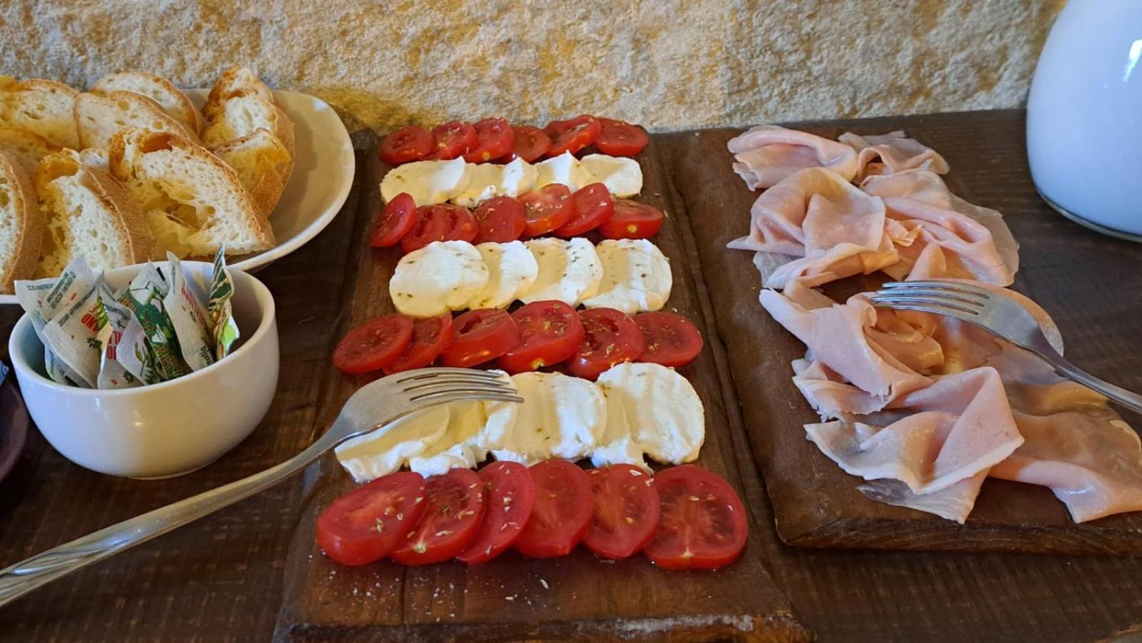 B&B Le Vie del Borgo Castiglione De Sicilia Esterno foto